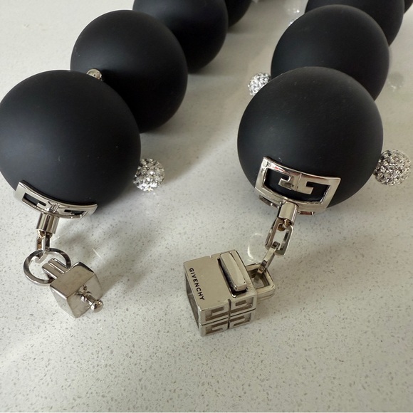 Givenchy Statement Black Bead and Crystal Necklace Jewelry - Picture 4 of 7